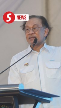 Helping the people will not cause govt's downfall, corruption will, says Anwar