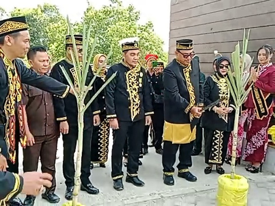 Pembukaan Festival Belian Adat Paser Nondoi