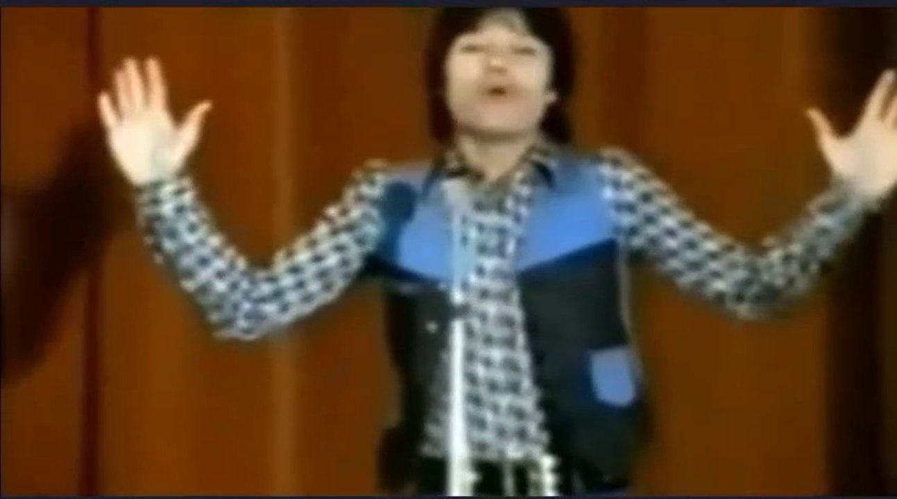 IT'S ONLY ME YOU'VE LEFT BEHIND by Cliff Richard - live TV performance  HQ sound + lyrics