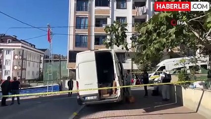 Çarptığı çocuğun ölümüne neden olan kargocu, kendine daha beterini yaptı