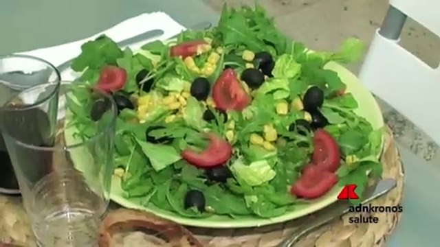 Consumiamo oltre 100 residui di plastica a ogni pasto