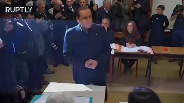 Femen: cos’è e cosa vuole il movimento femminista che ha contestato Berlusconi?