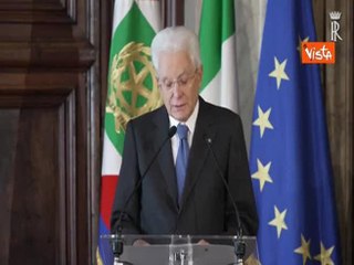 Mattarella: "Grazie alla ricerca il cancro non è più un male incurabile"