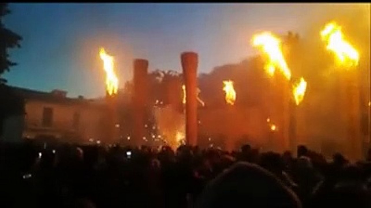 Lo spettacolo delle farchie a Fara Filiorum Petri