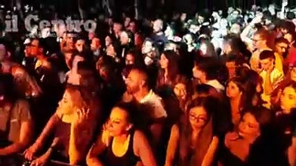 E stasera si balla ancora sulla spiaggia