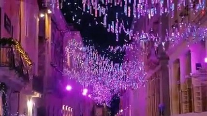 L'Aquila torna a splendere con le luci d'artista