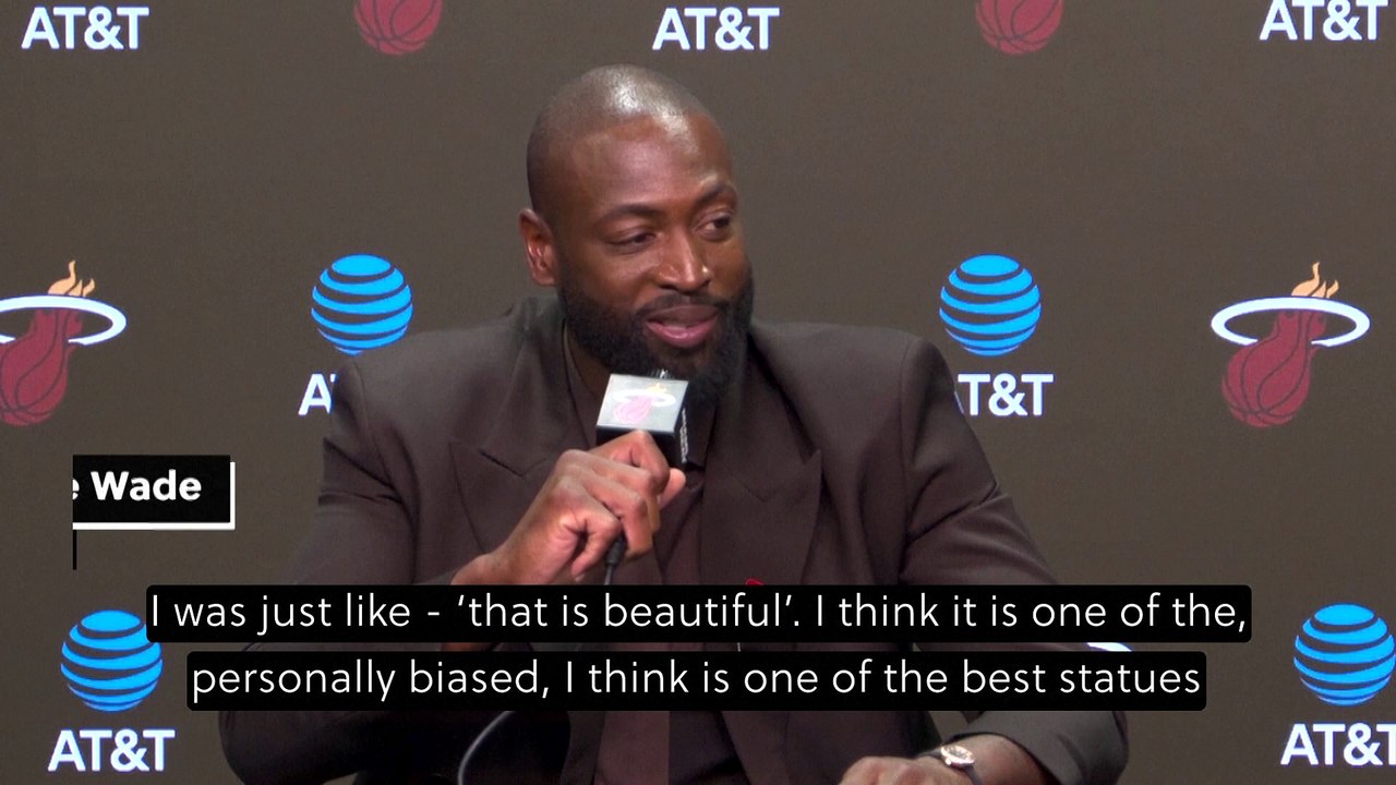 Dwyane Wade pays tribute to Bryant at his Miami Heat statue unveiling: 'Kobe could not view his'
