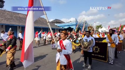Sumpah Pemuda, Keraton Kasunanan Surakarta Upacara Menggunakan Bahasa Daerah