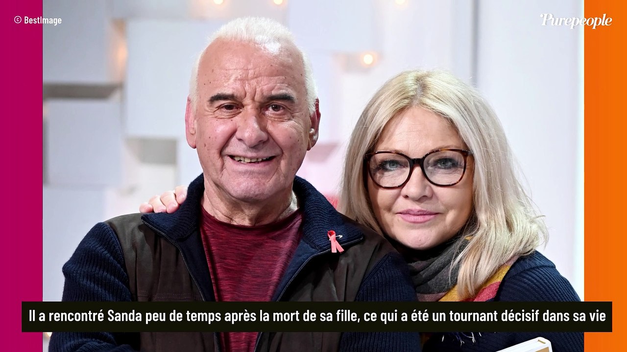 Michel Fugain : Qui est sa femme Sanda, de 22 ans sa cadette, qui lui a permis de rebondir après la perte de sa fille ?