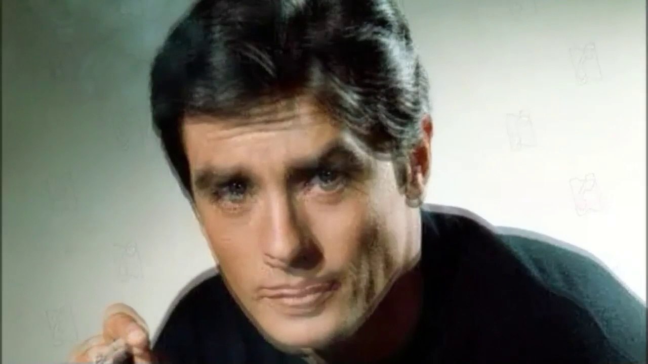 Hommage à Alain Delon de son enfance à son départ