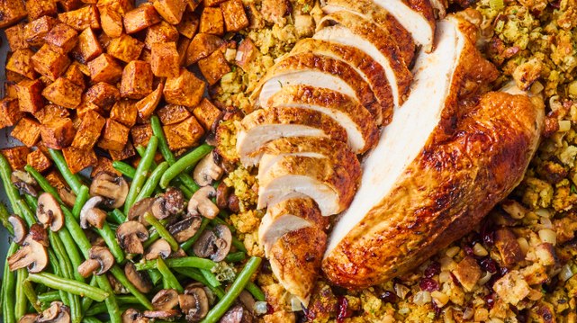Sheet-Pan Thanksgiving Dinner: Less Multitasking, More Post-Meal Napping