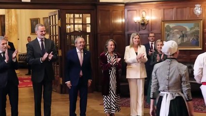 El Rey asiste al acto de conmemoración del 185º aniversario de la Fundación de la Sociedad Bilbaína