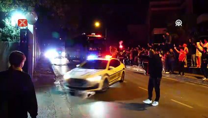 Galatasaray'a Florya'da coşkulu karşılama