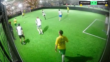 Jeunesse Kabyle - Ventre Mou 28/10 à 20:07 - Football Terrain 3 (LeFive P18)