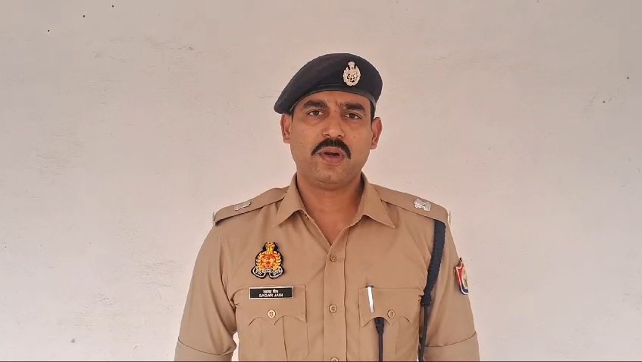 मां के साथ बारात में आई बच्ची का शव तालाब में मिला