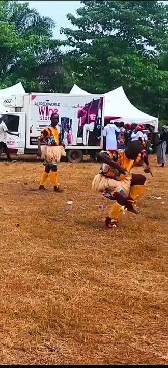 Excellent dance,,,,