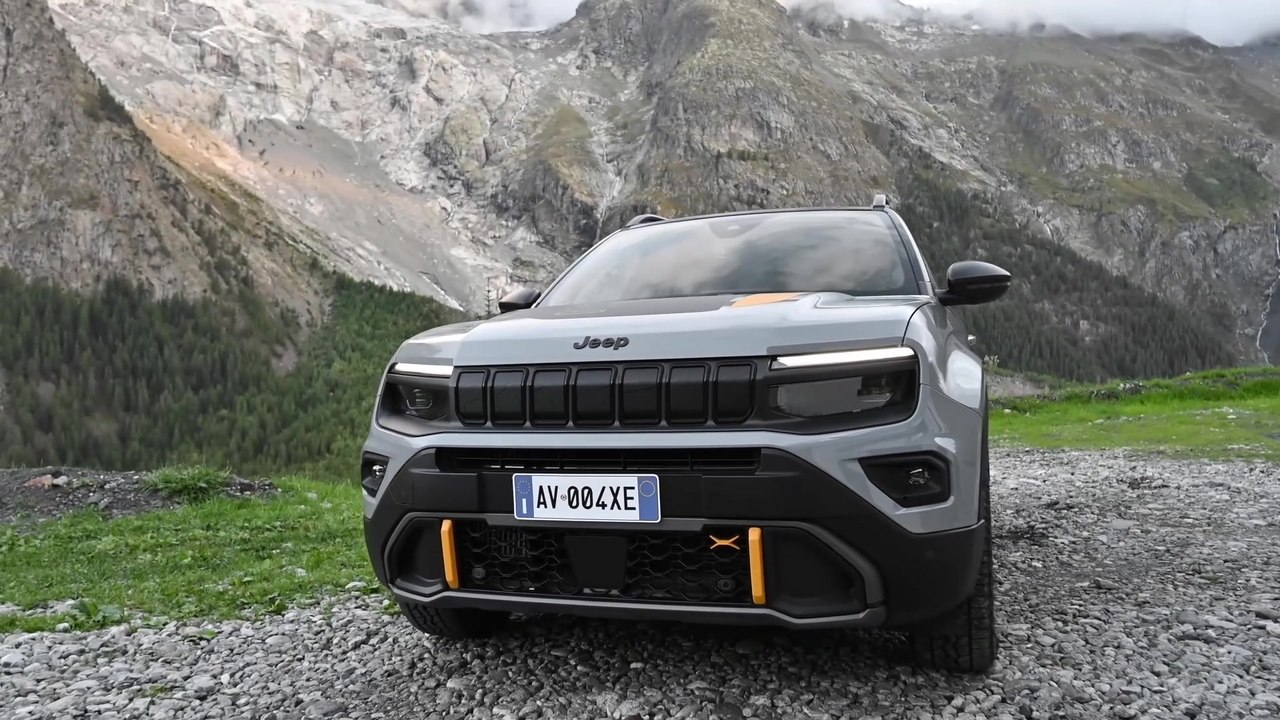 Jeep® öffnet die Bestellbücher für den Avenger 4xe und die exklusive The North Face Edition