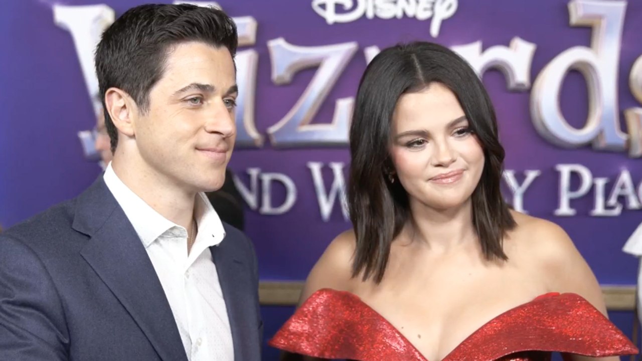 Selena Gomez & David Henrie on Returning as Russo Siblings for 'Wizards Beyond Waverly Place': "It Felt Like Going Home" | THR Video