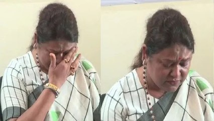 'मेरे पति जिंदा होते तो...',इरफान अंसारी के विवादित बयान पर कैमरे के सामने रो पड़ीं सीता सोरेन