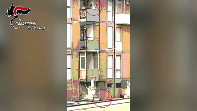 Take away della droga a Reggio, spaccio a conduzione familiare ad Archi: 4 arresti