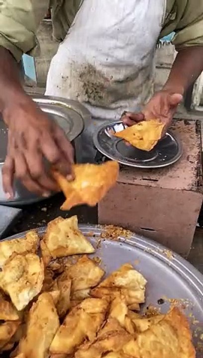 Cheap samosa