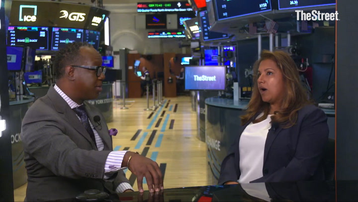 Why retirees should invest in commodities