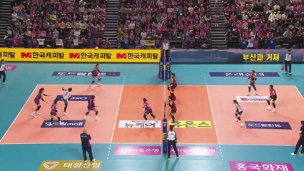 '투트쿠·김연경 44점 합작' 흥국생명, 3연승 질주 / YTN