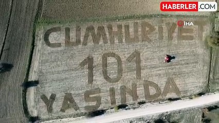 Çiftçi, Cumhuriyet Bayramı’nı Tarlasında Kutladı