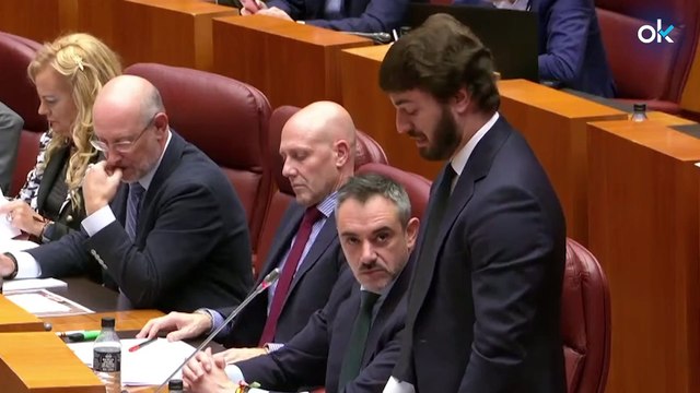 Gallardo le pregunta a Mañueco si es de izquierdas y él responde: El PSOE aplaudió la salida de Vox