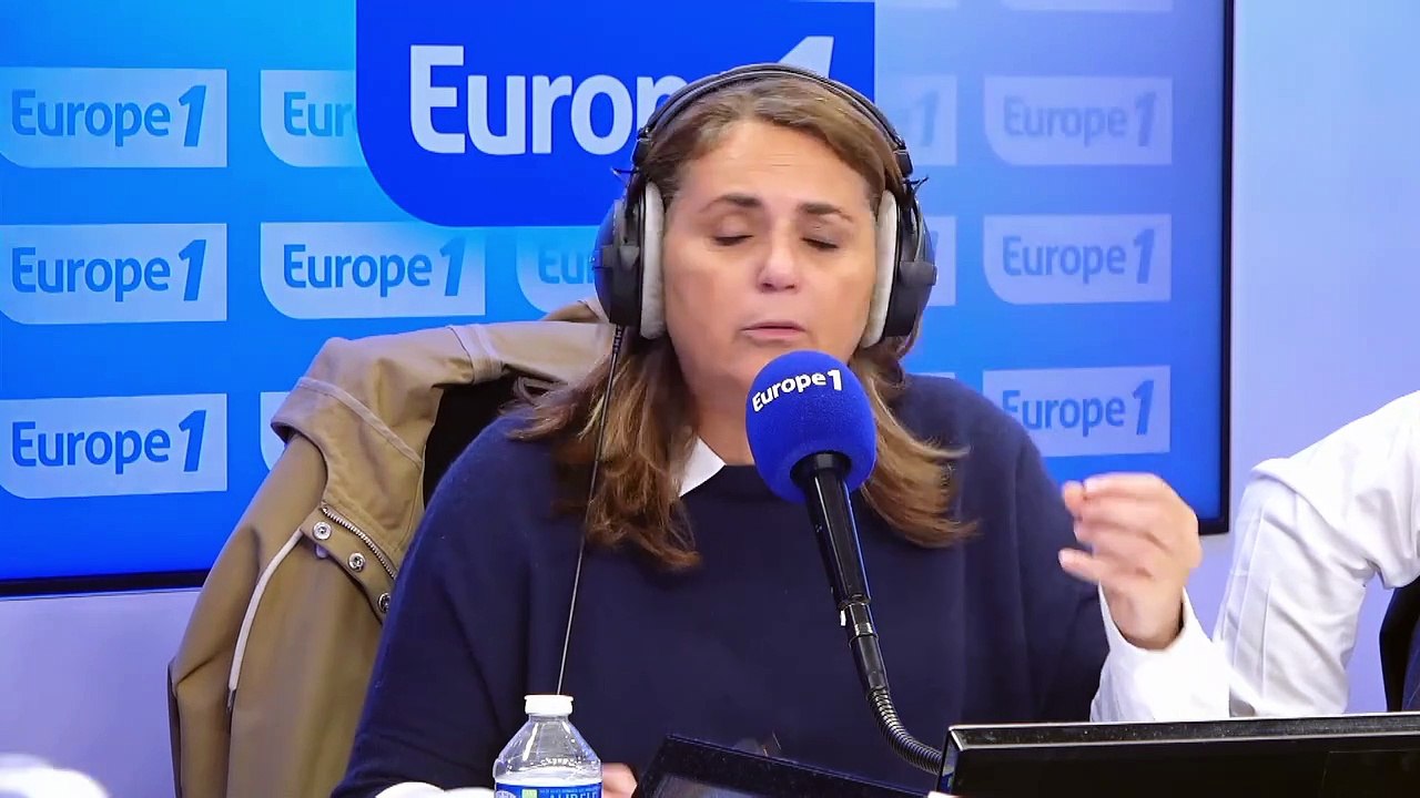 Cyril Hanouna - «Ce qui me choque, c'est qu’on le planque», Valérie Bénaïm réagit à la présence de Yassine Belattar aux côtés d'Emmanuel Macron