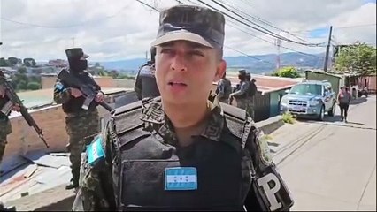 Sitiada la Colonia Villa Cristina por agentes de la PMOP
