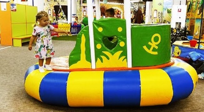 VLOG Диана в Парке Развлечений -7 Чудес Детства- amusement park for kids