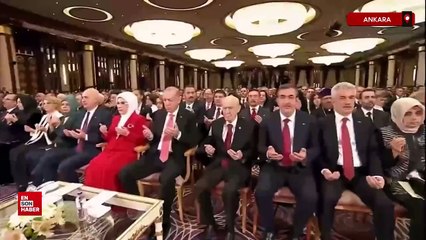 Diyanet İşleri Başkanı Erbaş, Atatürk için dua etti