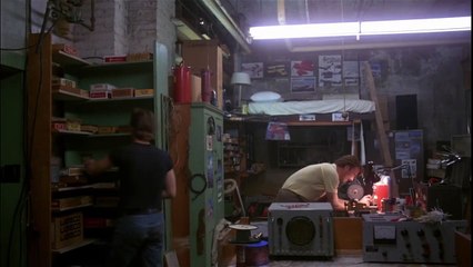 Brivido Caldo (1981) - Thriller Film