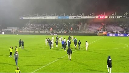 Les joueurs du Sporting de Charleroi après la défaite en Coupe de Belgique