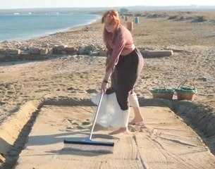 Turning shells & sand into some really beautiful DIYs!