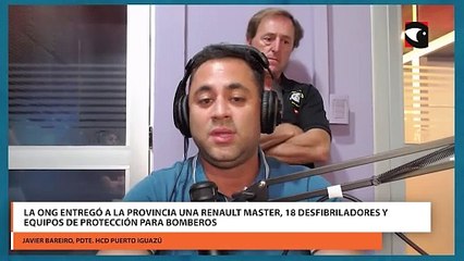 Bomberos y Médicos en Acción refuerza el equipamiento de cuarteles en Misiones con la entrega de una Renault Master, 18 desfibriladores y equipos de protección
