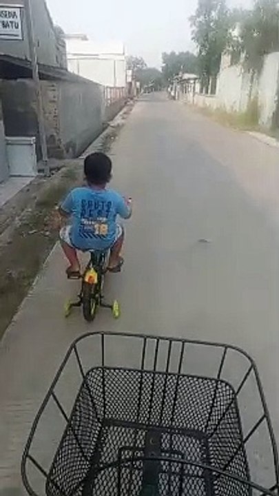 Jalan jalan