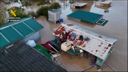 La Guardia Civil realiza labores de rescate en Valencia y Málaga