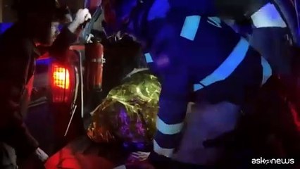 Piogge torrenziali a Valencia, per i servizi d'emergenza 51 morti
