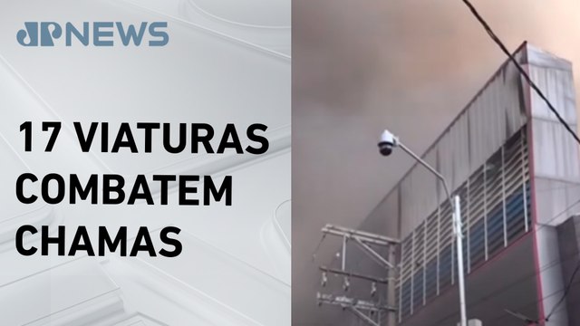 Incêndio atinge shopping de compras no Brás