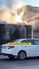 CHP modeli belediyecilik! Dün hadise 6 milyonu kaptı, bugün bakımsız metrobüs yandı