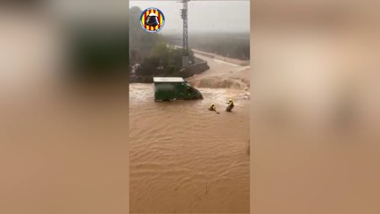 Valencia: Trapped driver rescued from flood waters