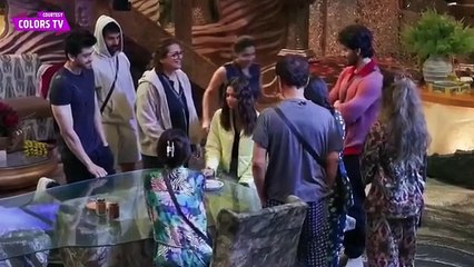 Bigg Boss 18 LIVE: Vivian Ne Diya Alice Ko Surprise, Alice Ke Birthday Ke Liye Vivian Ne Banaya Cake
