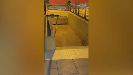 La impactante imagen del metro de Valencia inundado hasta el techo