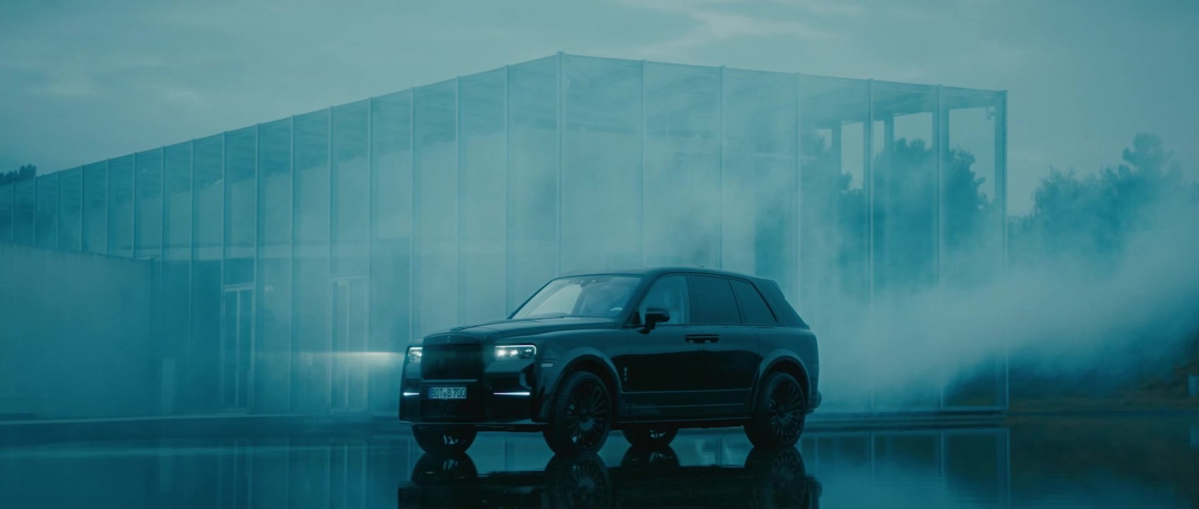 BRABUS 700 BLUE SKY - The ultra-luxury SUV based on the Rolls-Royce Cullinan