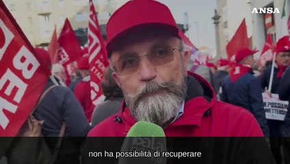 Pensioni, manifestanti Milano: "Chiediamo ai governi di pensare al bene comune"