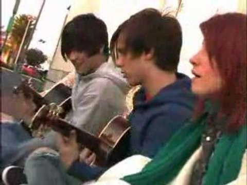 Paramore - pressure (acoustic live)