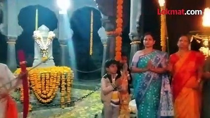 ऐतिहासिक सिंहगड किल्ला शेकडो मशाली अन् पणत्यांच्या प्रकाशाने न्हाऊन निघाला