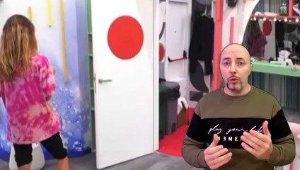 GF, Helena li scopre nascosti in stanza e spia cosa succede là dentro